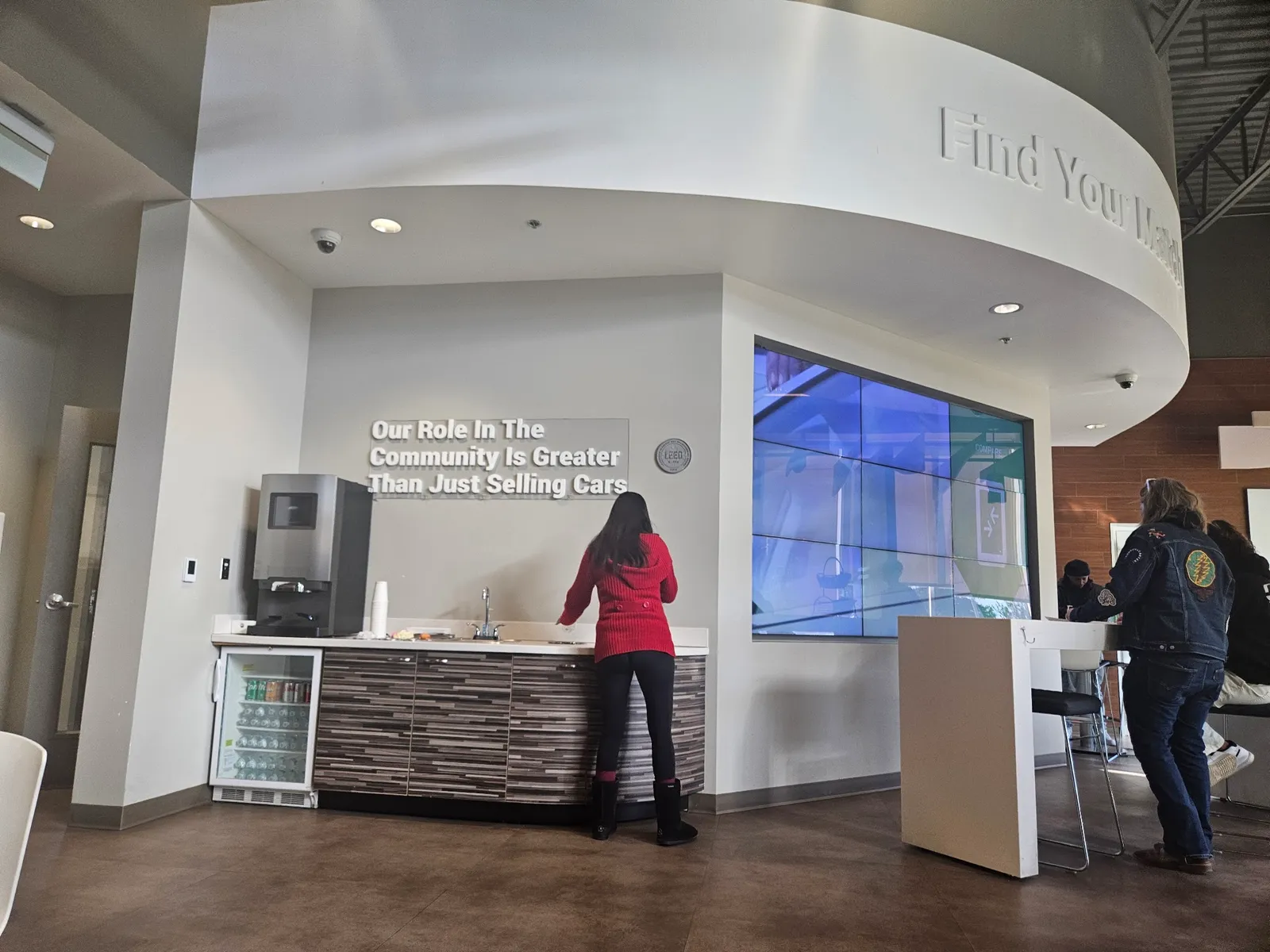 Gallery image 2
